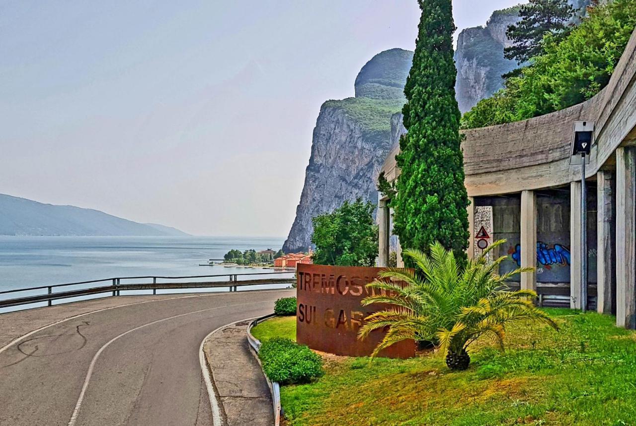 Villa Casa Gina Garden And View By Gardadomusmea à Tremosine Extérieur photo